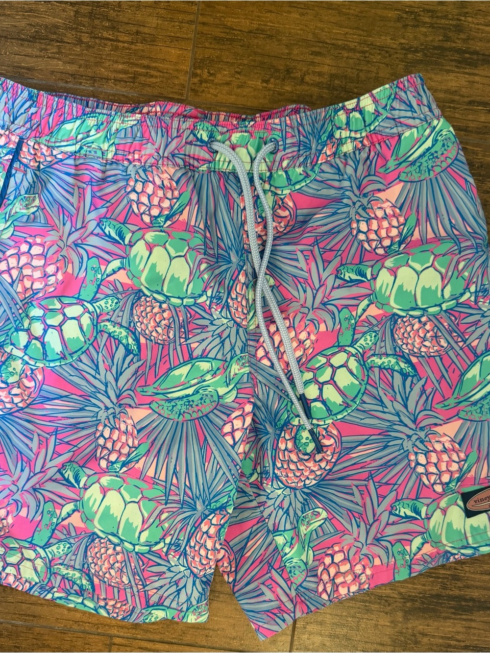 Vineyard Vines 7" Printed Chappy Swim Trunks XS